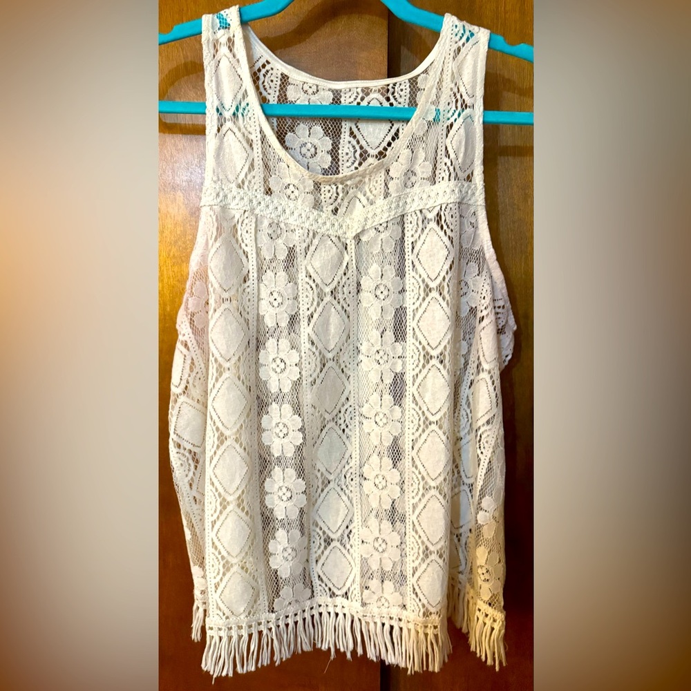 Elegant Lace Sleeveless Top - Cream